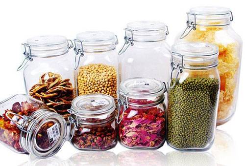 Glass jars for storing cereals and herbs