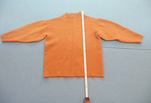 El suéter que se ha asentado después del lavado.