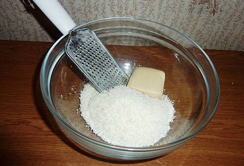 Príprava pracieho prášku zo sódy a mydla