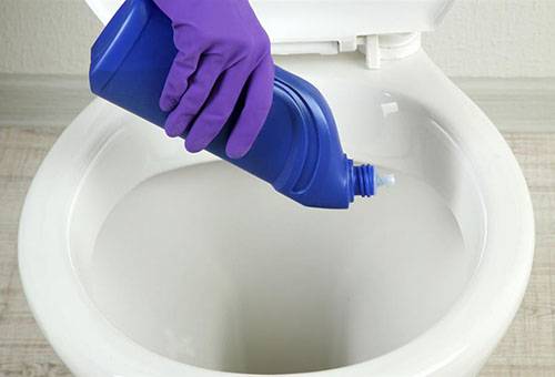 Remoção de ferrugem do vaso sanitário