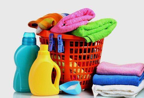 frottéhåndklær og vaskemidler