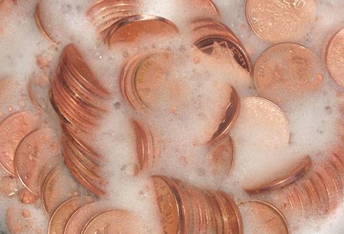 Limpeza de moedas de cobre