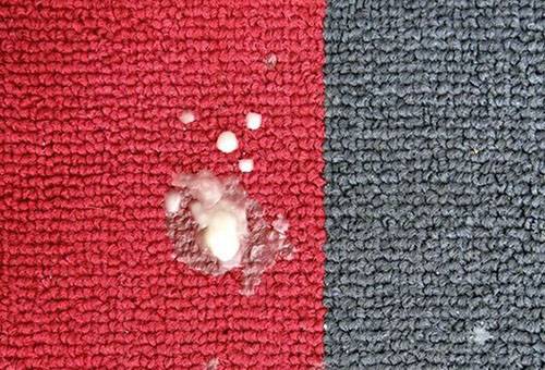 Премахване на петна от пластилин от килим