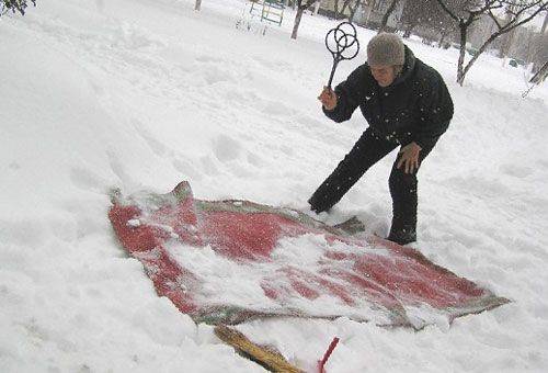 čištění koberců ve sněhu