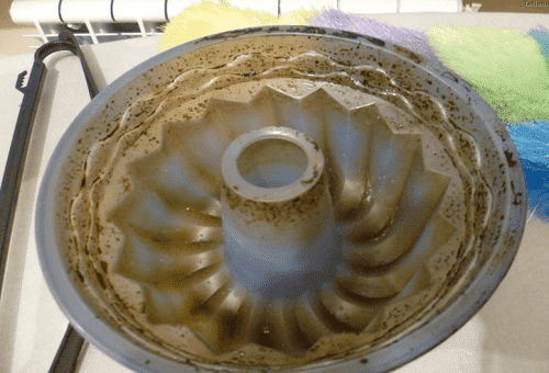 molde de silicona después de hornear