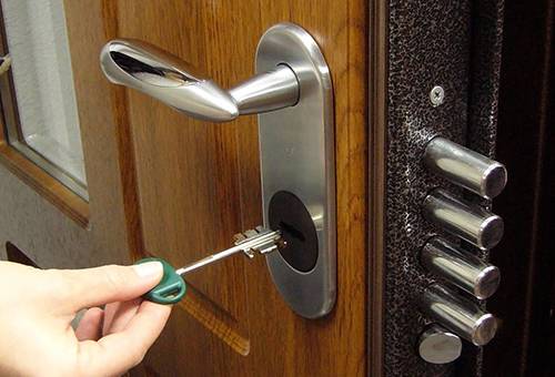 Ključ za zaključavanje vrata