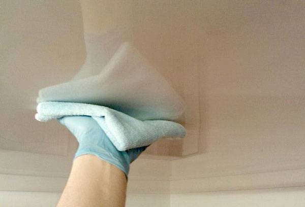Pranje stropnih proteza