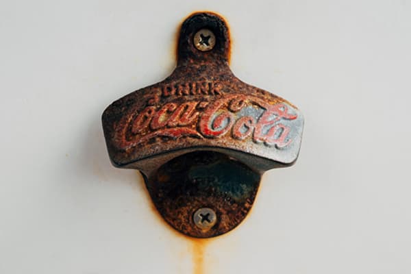 Rusty Coca-Cola Lambang
