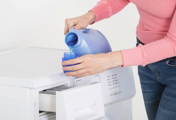 En samling nyttige tip til vask af undertøj: fra blødgøring til spin