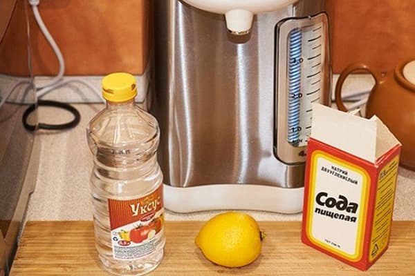 Оцет, лимон и сода за почистване на термична пот