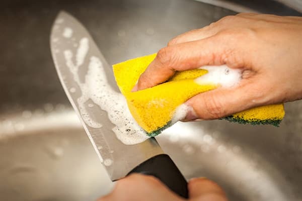 Umývanie nožov