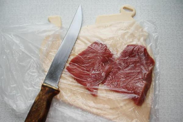 Posiekaj nóż i mięso