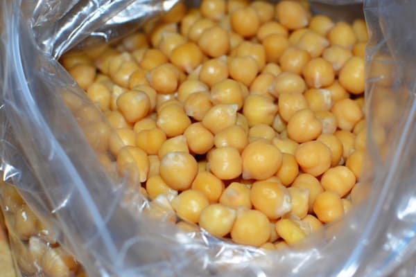 Bag with chickpeas
