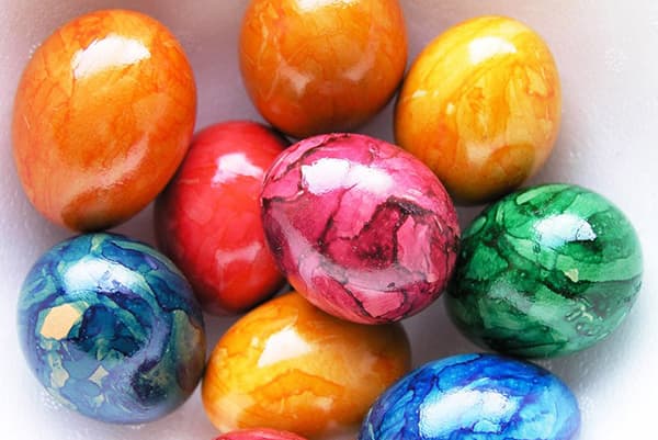 Velikonoční vajíčka s barvivem