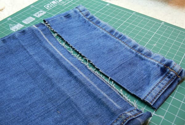 Shortening jeans