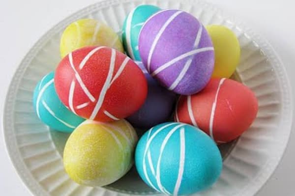 Gummi färgade ägg