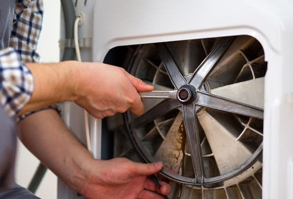 Găsiți și reparați mașina de spălat: de la amortizoare la rulmenți