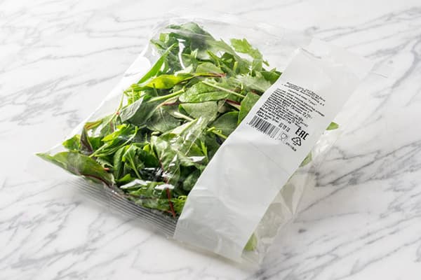 Pakiranje mješavine salate