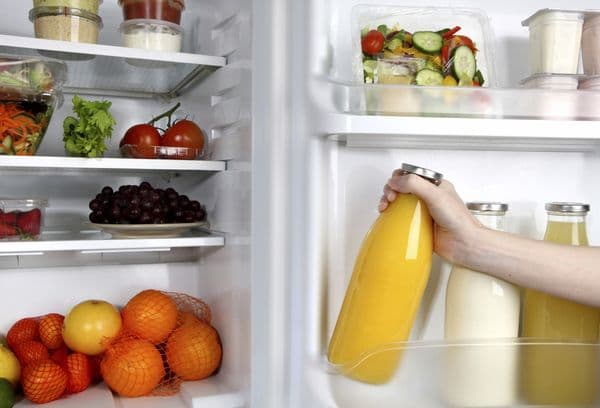 Kühlschrank zur Aufbewahrung von Lebensmitteln