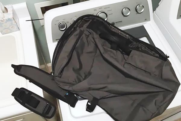 Príprava batohu na pranie