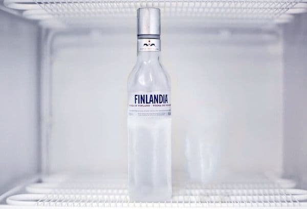 vodka no congelador