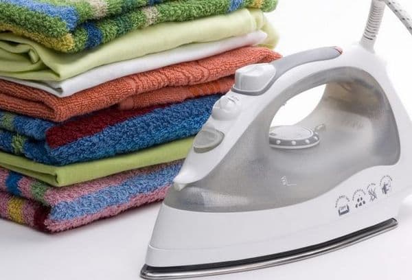 Handdoeken en strijkijzer
