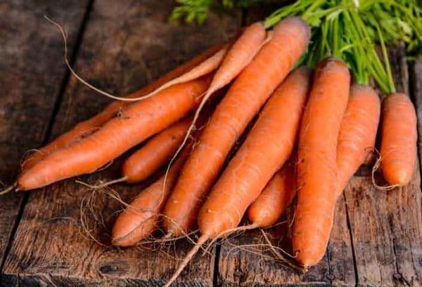 Kuorittu porkkana