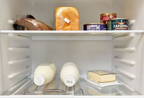 Mléčné výrobky v lednici