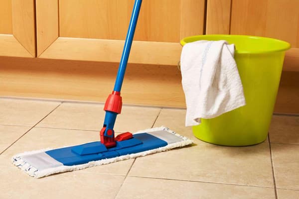 umývanie podlahy