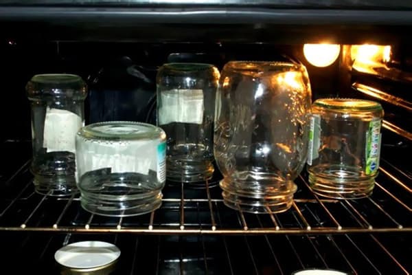Sterilizarea conservelor în cuptor