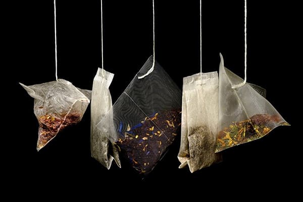Diversi tipi di bustine di tè
