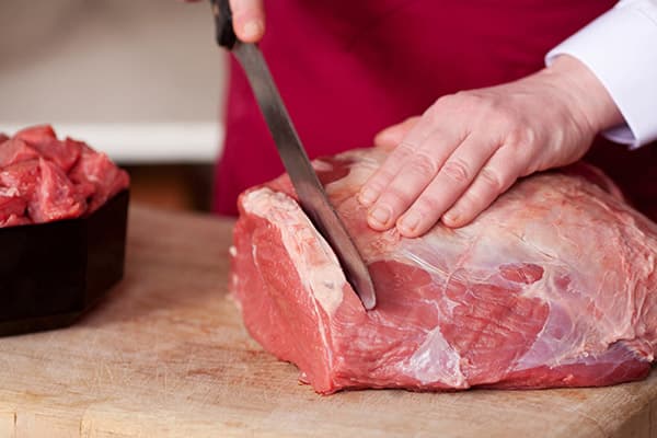 Нарязване на говеждо месо